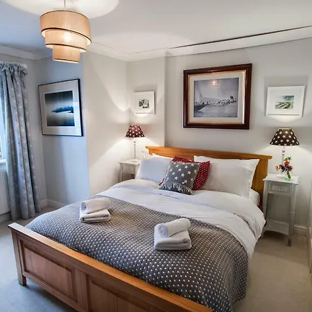 Stunning With Breathtaking Sea Views Penzance