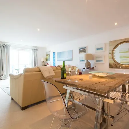 Stunning With Breathtaking Sea Views * Penzance
