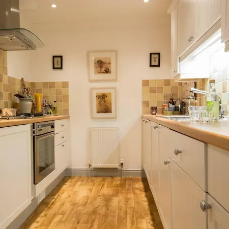 Apartment Stunning With Breathtaking Sea Views *